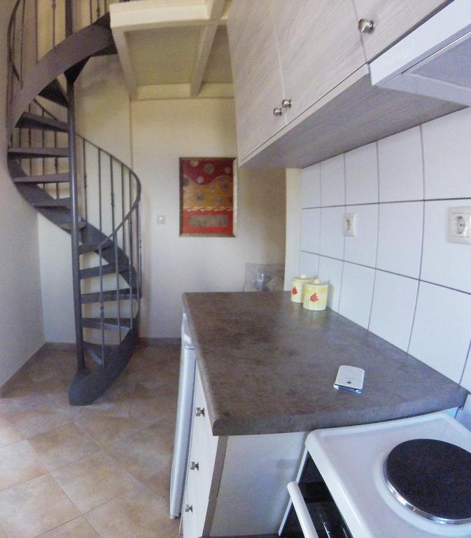 Arapakis Apartment Aegina Zewnętrze zdjęcie